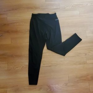 PINK Ultimate Leggings.  Size M.  Mesh section on